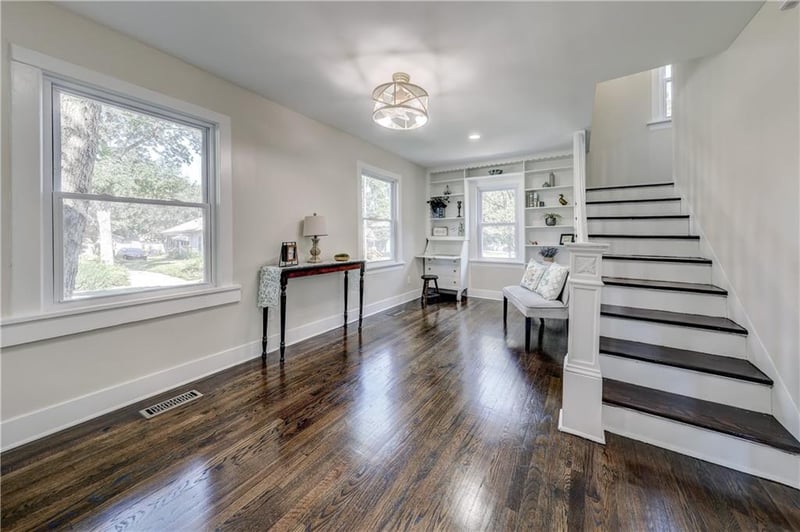 226 Chestnut St, Olathe, KS 66061