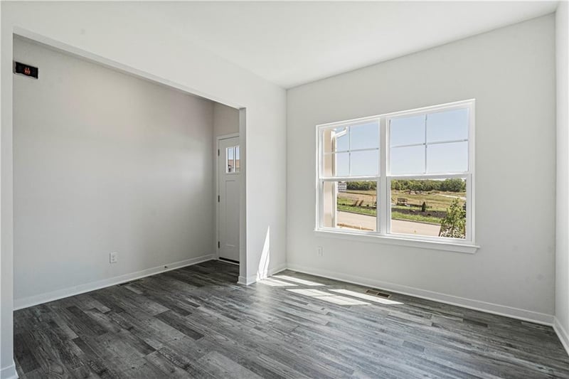 10306 Tuscany Pw, Peculiar, MO 64078