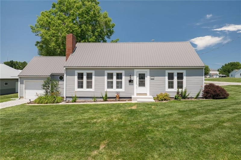 109 Chestnut St, Hamilton, MO 64644