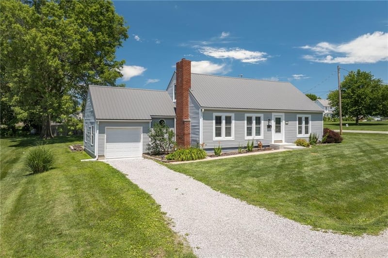 109 Chestnut St, Hamilton, MO 64644