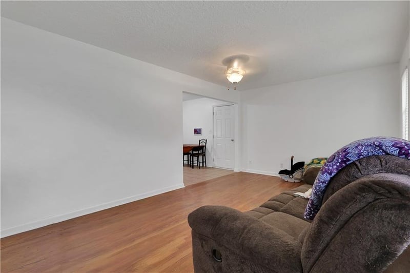 12907 Mccoy St, Independence, MO 64055