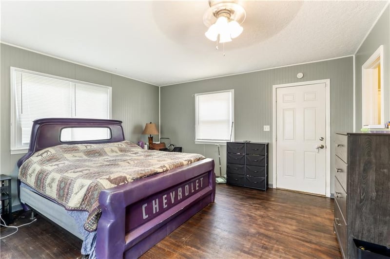 12907 Mccoy St, Independence, MO 64055