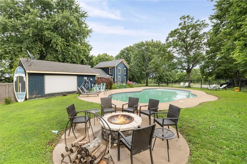 24126 K 7 Hw, Fontana, KS 66026