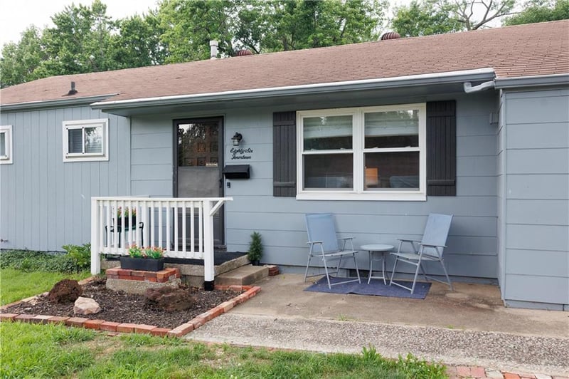 8614 Bristol Ave, Kansas City, MO 64138