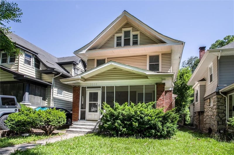 3222 28th St, Kansas City, MO 64128