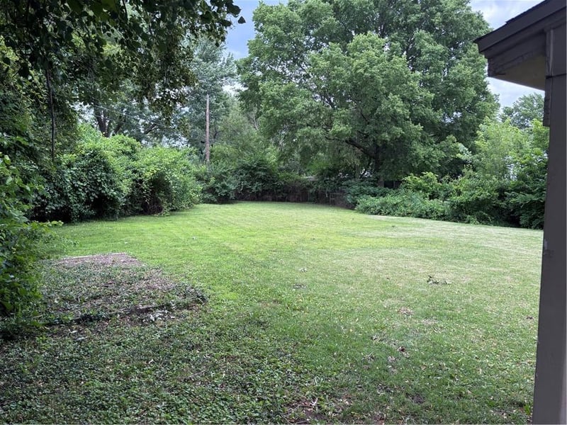 9130 44th St, Kansas City, MO 64133