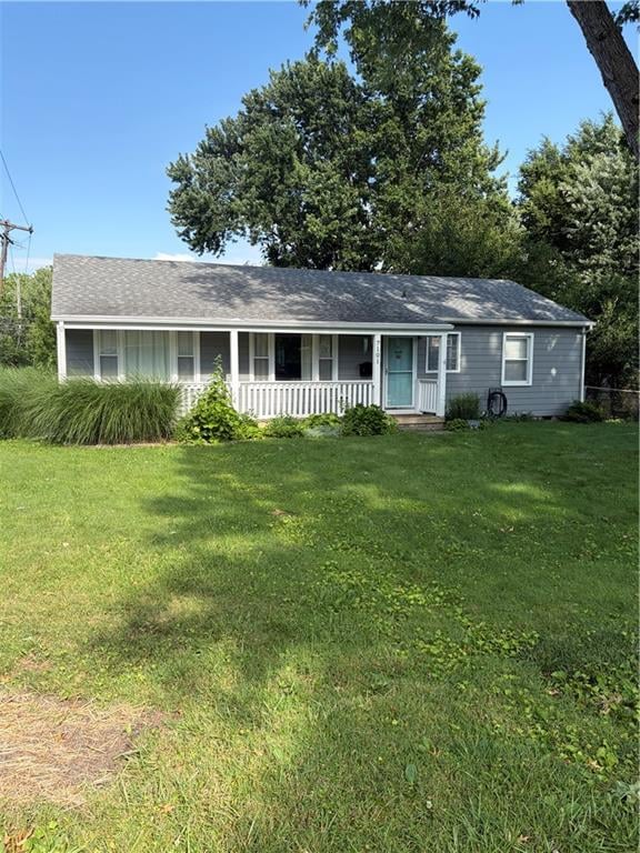 7101 Maple St, Overland Park, KS 66204