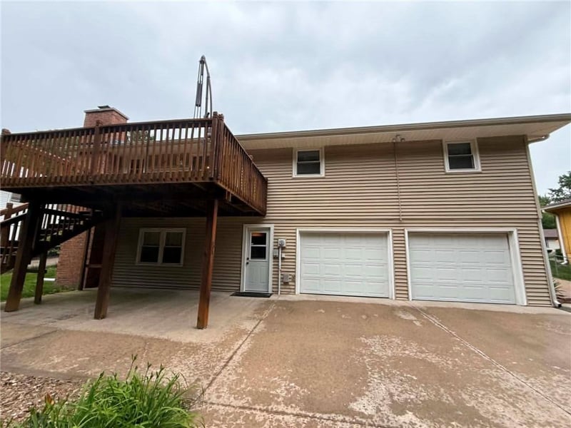 3122 36th Ter, St Joseph, MO 64506