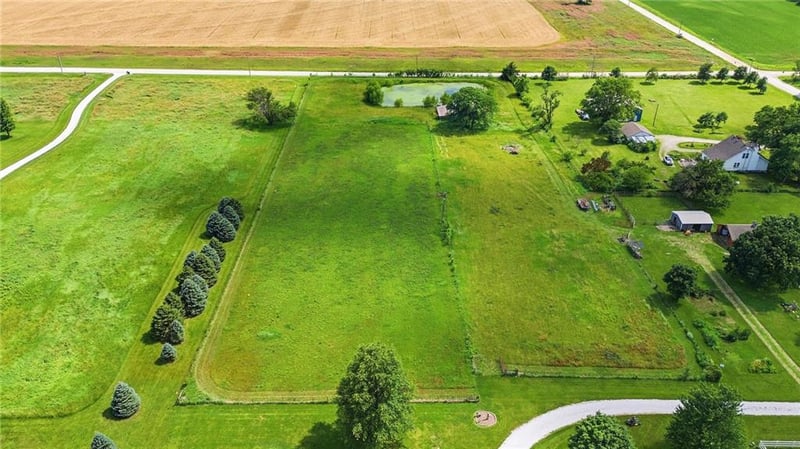 000 Renner Rd, Spring Hill, KS 66083