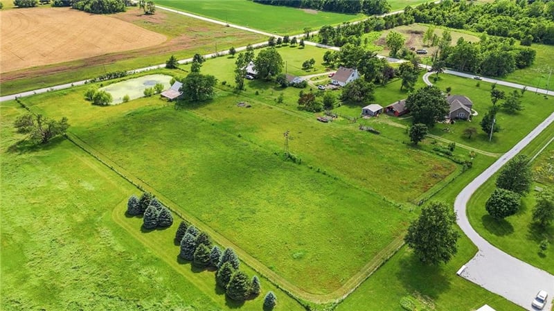 000 Renner Rd, Spring Hill, KS 66083