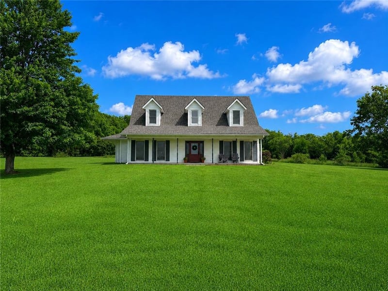8700 Corn Cemetery Rd, Oak Grove, MO 64075