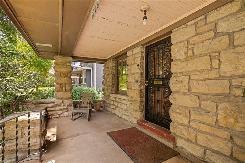 5708 Harrison St, Kansas City, MO 64110