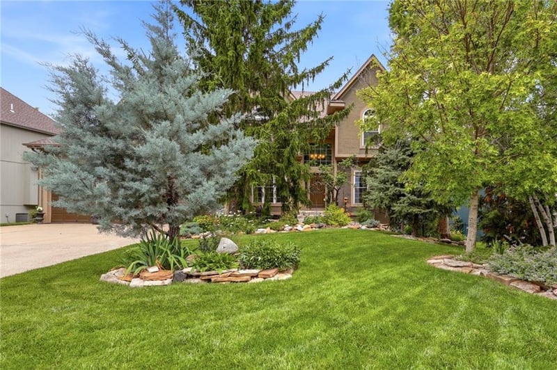 23536 73rd Ter, Shawnee, KS 66227