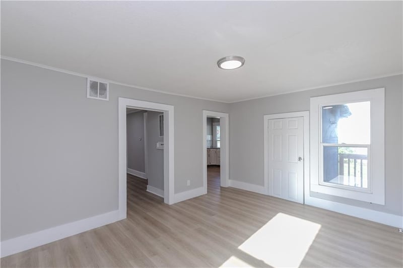 505 Wall St, Harrisonville, MO 64701