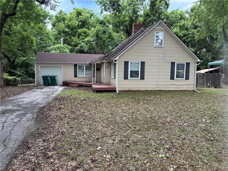 8732 73rd Ter, Raytown, MO 64133