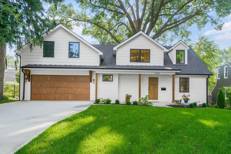 5439 Norwood St, Fairway, KS 66205