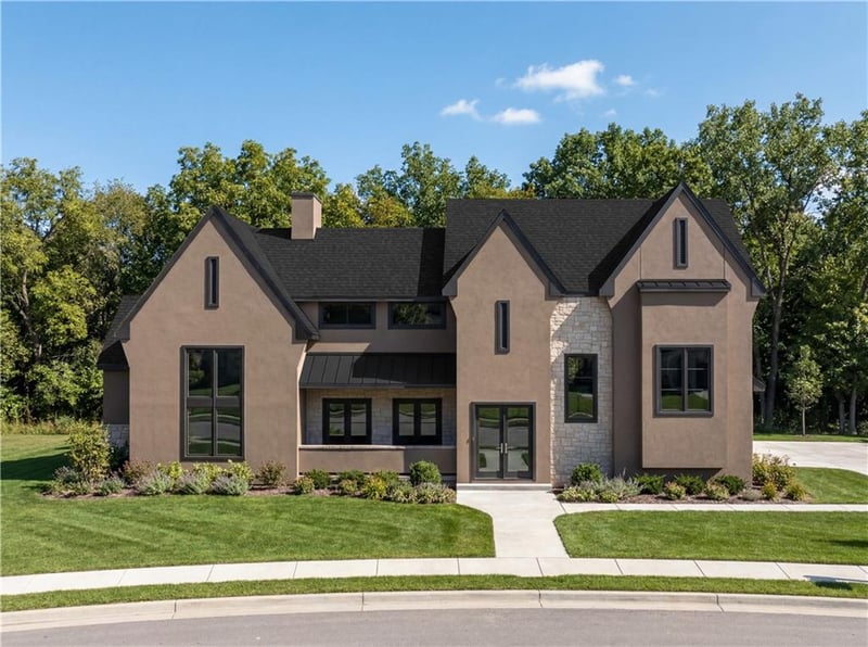 7102 185th Ter, Overland Park, KS 66085