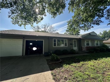 7505 Elm Ave, Kansas City, MO 64138
