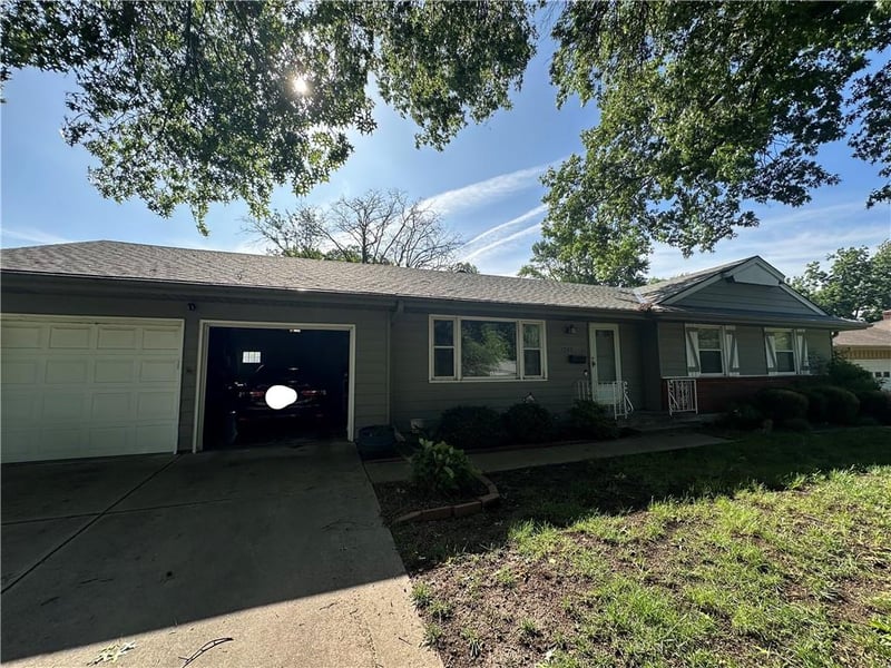 7505 Elm Ave, Kansas City, MO 64138