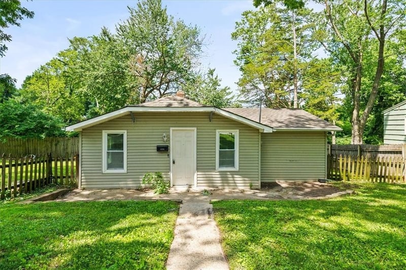 1524 Home Ave, Independence, MO 64052