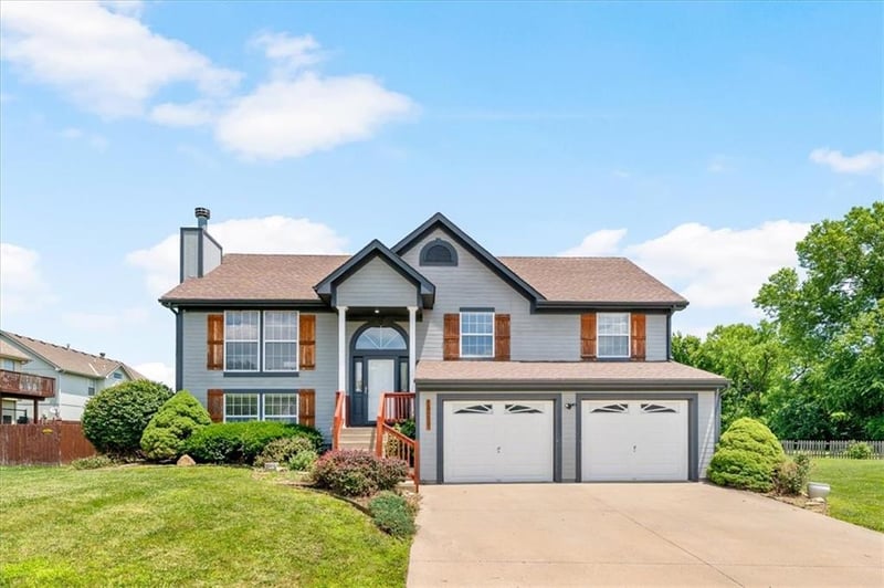 14637 Crystal Pl, Grandview, MO 64030