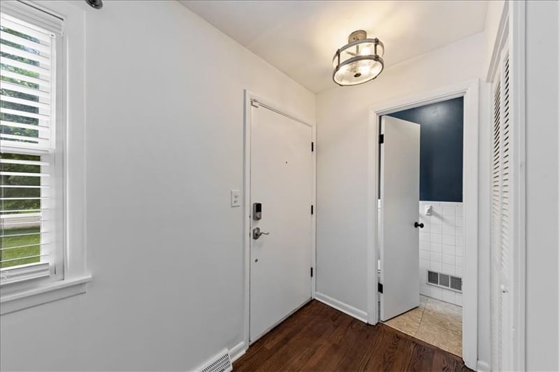9930 Campbell St, Kansas City, MO 64131