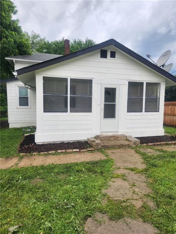 1108 Harris Ave, Independence, MO 64054