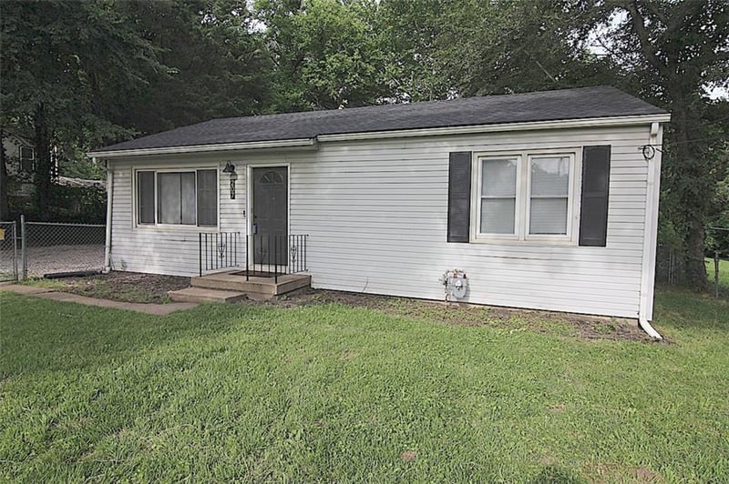 207 S 65th St, Kansas City, KS 66111
