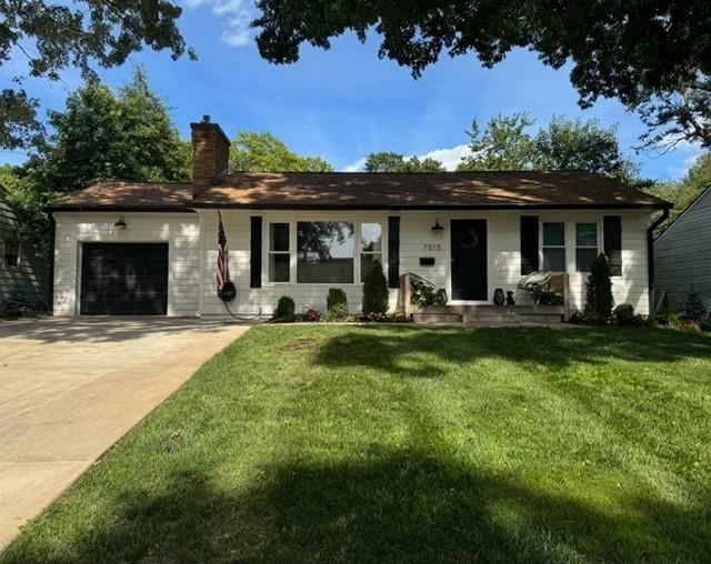 7515 Juniper Dr, Prairie Village, KS 66208