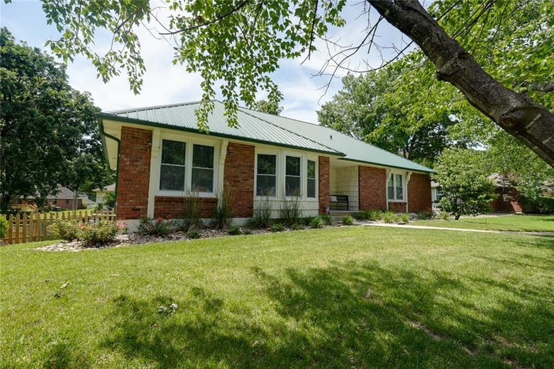 3916 S Grant Ave, Independence, MO 64055