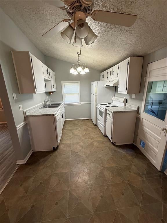 1614 Mccoy St, Independence, MO 64055