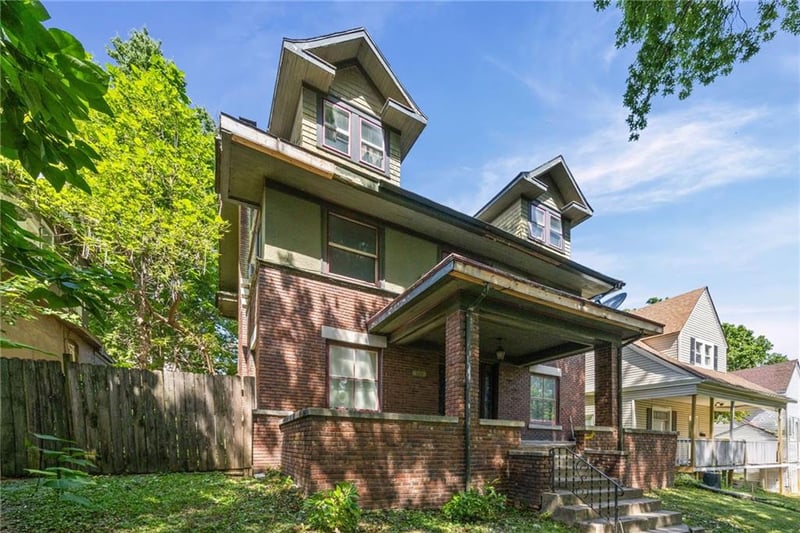 524 Cypress Ave, Kansas City, MO 64124