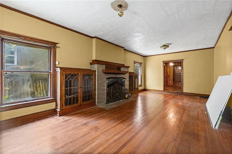 524 Cypress Ave, Kansas City, MO 64124