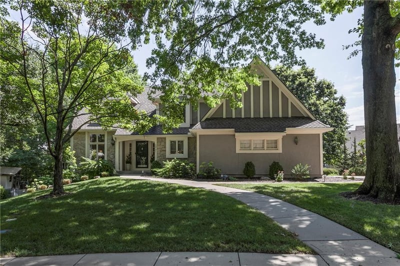 12701 Fontana St, Leawood, KS 66209