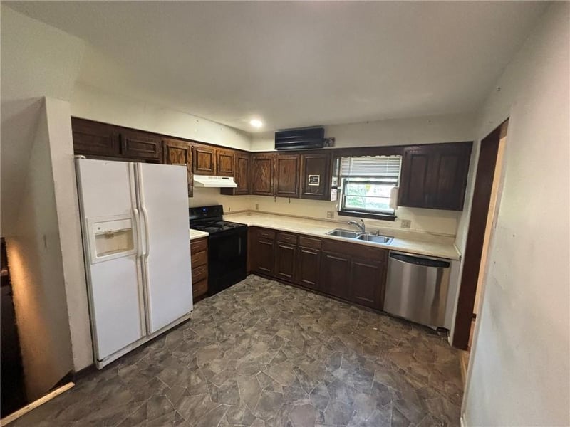 801 Northview St, Olathe, KS 66061