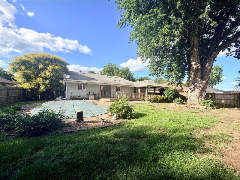2914 Kimbrough St, St Joseph, MO 64506