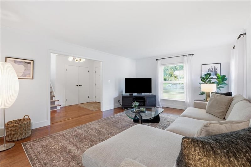 6018 85th Ter, Overland Park, KS 66207