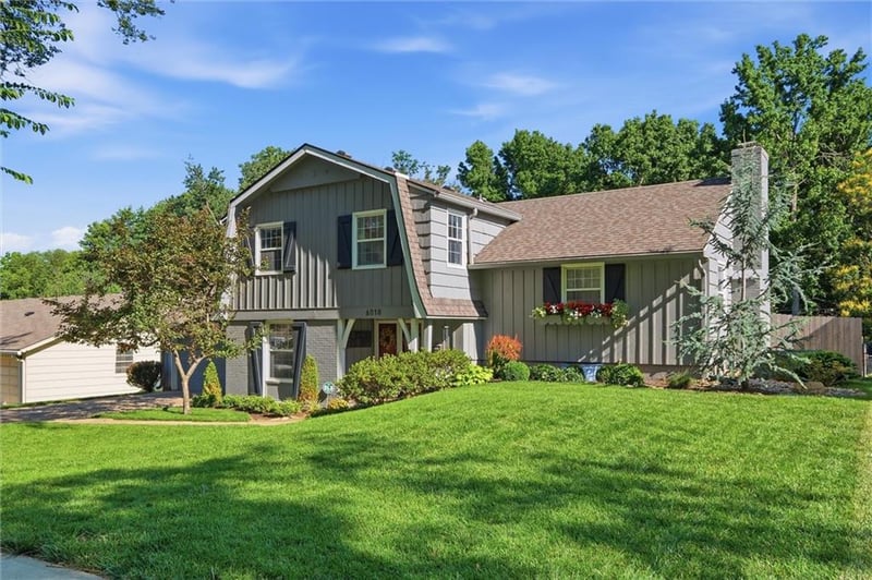 6018 85th Ter, Overland Park, KS 66207