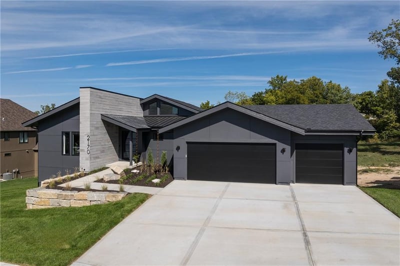 18113 Cody St, Overland Park, KS 66013