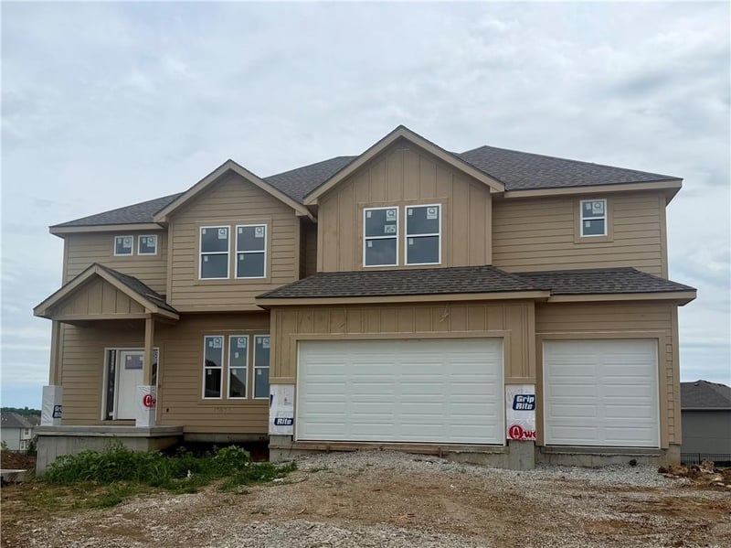19873 114th Pl, Olathe, KS 66061
