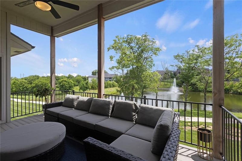 22459 87th Ter, Lenexa, KS 66227