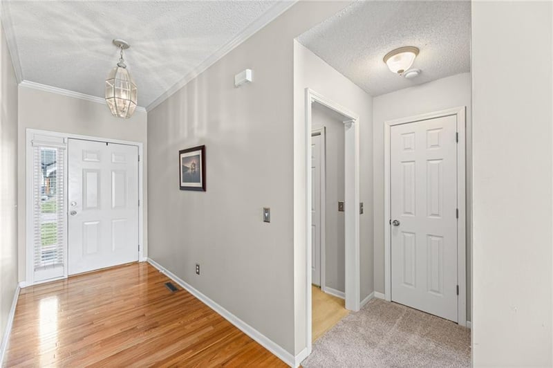 523 Cedar Falls Ct, Raymore, MO 64083
