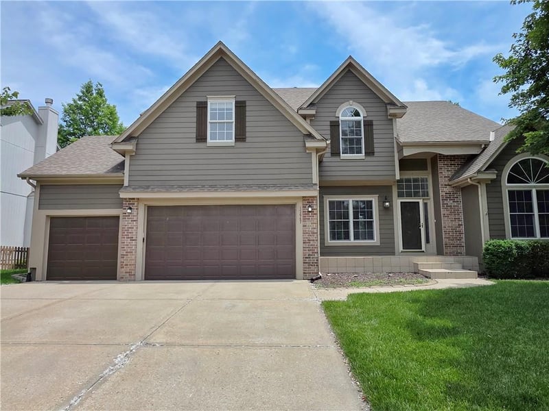 15647 Widmer St, Olathe, KS 66062
