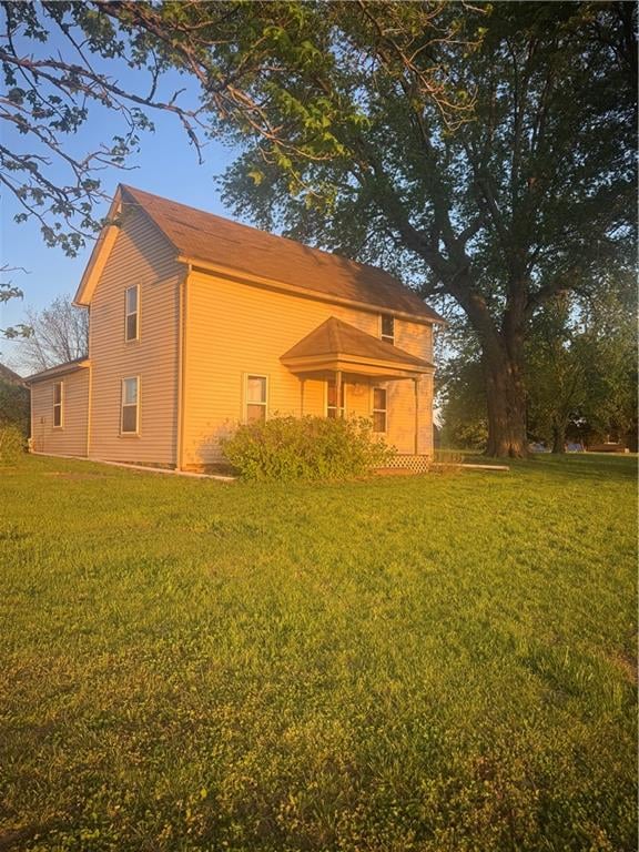 16985 Smith Rd, Smithville, MO 64089
