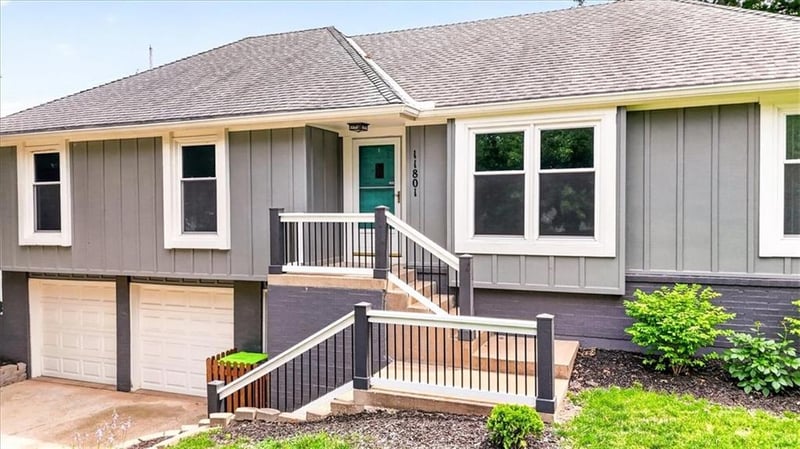 11801 78th Ter, Lenexa, KS 66214