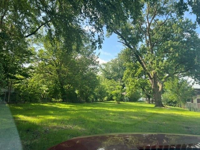 704 3rd St, Cameron, MO 64429