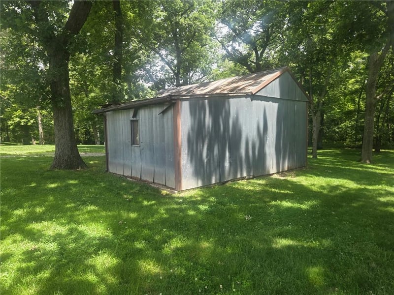 34365 Spring Valley Rd, Paola, KS 66071