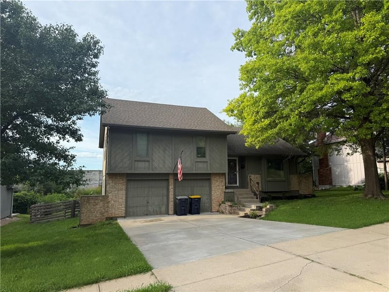 3408 104th St, Kansas City, MO 64137
