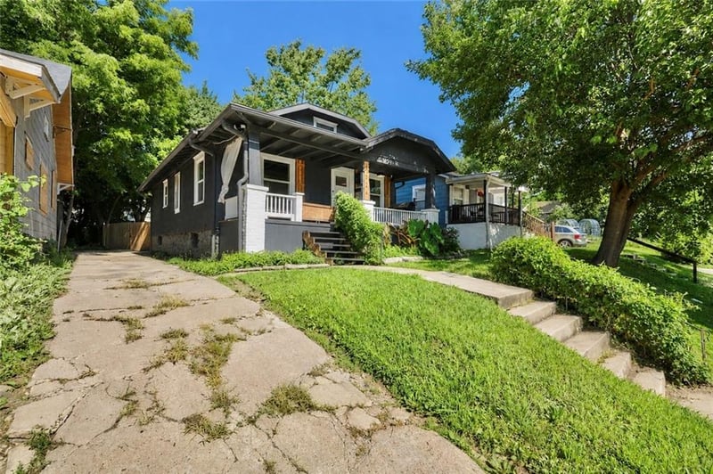 5024 Olive St, Kansas City, MO 64130