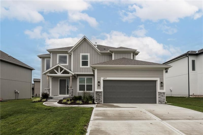 16977 Mahaffie St, Olathe, KS 66062